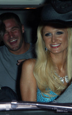 Paris Hilton : parishilton_1261338371.jpg