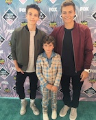 Peyton Meyer : TI4U1470087707.jpg