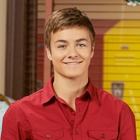 Peyton Meyer : peyton-meyer-1418580902.jpg