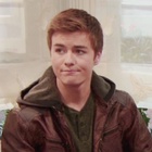 Peyton Meyer : peyton-meyer-1585924926.jpg