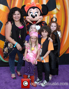 Raini Rodriguez : TI4U1418413240.jpg