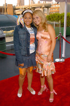 Raven-Symoné : raven-symon-1365036287.jpg