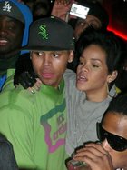 Rihanna : rihanna-1332007024.jpg