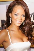 Rihanna : rihanna-1381865882.jpg