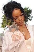 Rihanna : rihanna-1397571346.jpg