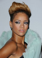 Rihanna : rihanna_1265500090.jpg