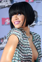 Rihanna : rihanna_1266094492.jpg