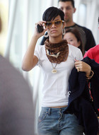 Rihanna : rihanna_1267587480.jpg