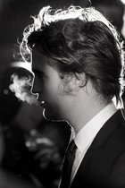 Robert Pattinson : robert-pattinson-1336255173.jpg