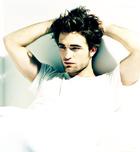 Robert Pattinson : robert-pattinson-1371759827.jpg