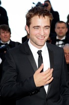 Robert Pattinson : robert-pattinson-1379802682.jpg