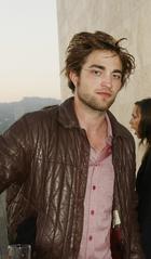 Robert Pattinson : robert-pattinson-1379891533.jpg