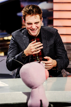 Robert Pattinson : robert-pattinson-1379892595.jpg