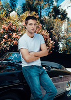 Robert Pattinson : robert-pattinson-1405541616.jpg