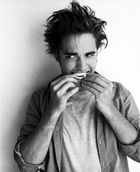 Robert Pattinson : robert_pattinson_1223911016.jpg