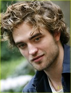 Robert Pattinson : robert_pattinson_1226337338.jpg