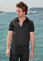 Robert Pattinson : robert_pattinson_1242914530.jpg