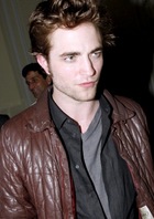 Robert Pattinson : robert_pattinson_1243836534.jpg