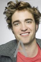 Robert Pattinson : robert_pattinson_1246697158.jpg