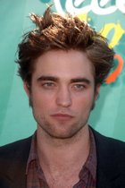 Robert Pattinson : robert_pattinson_1258670415.jpg