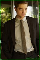 Robert Pattinson : robert_pattinson_1289940659.jpg