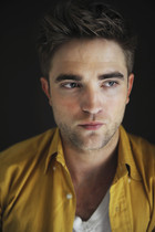 Robert Pattinson : robert_pattinson_1295730339.jpg