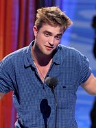 Robert Pattinson : robert_pattinson_1297810664.jpg