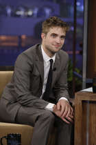 Robert Pattinson : robert_pattinson_1299625884.jpg