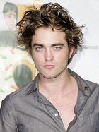 Robert Pattinson : robert_pattinson_1303663185.jpg