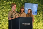 Robert Irwin : robert-irwin-1590183863.jpg