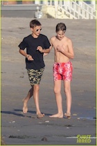 Romeo Beckham : romeo-beckham-1519902817.jpg