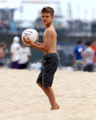 Romeo Beckham : romeo-beckham-1531239353.jpg