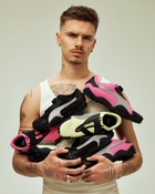 Romeo Beckham : romeo-beckham-1744125333.jpg
