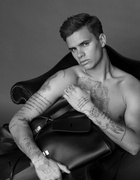 Romeo Beckham : romeo-beckham-1749254835.jpg