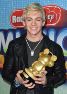 Ross Lynch : ross-lynch-1372878733.jpg