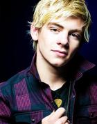 Ross Lynch : ross-lynch-1394124103.jpg