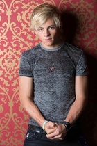 Ross Lynch : ross-lynch-1408465538.jpg