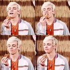 Ross Lynch : ross-lynch-1413393393.jpg