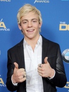 Ross Lynch : ross-lynch-1422343801.jpg