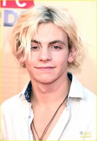 Ross Lynch : ross-lynch-1427733269.jpg