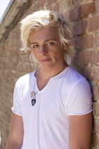 Ross Lynch : ross-lynch-1427824931.jpg