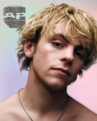 Ross Lynch : ross-lynch-1559440441.jpg