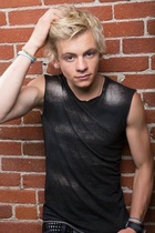 Ross Lynch : ross-lynch-1677625489.jpg