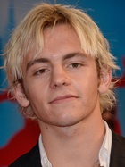 Ross Lynch : ross-lynch-1688338551.jpg