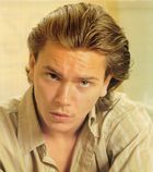 River Phoenix : RIVERL.jpg