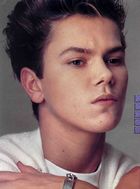 River Phoenix : Riolives001.jpg