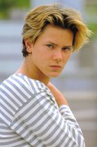 River Phoenix : rp90043.jpg