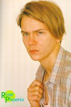 River Phoenix : rp90090.jpg