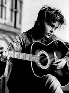 River Phoenix : rphoenix_1214395228.jpg