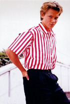 River Phoenix : rphoenix_1228073658.jpg